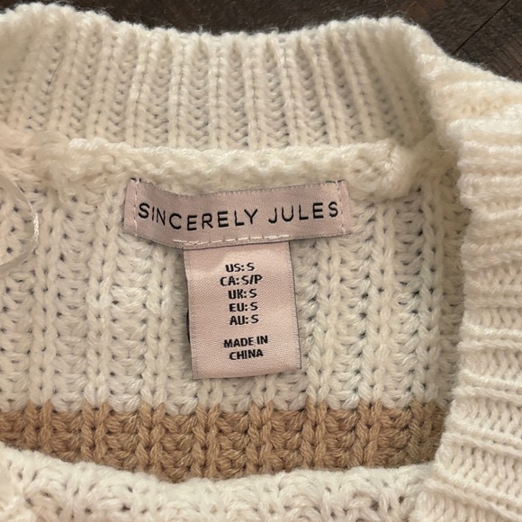 Oversized Colorblock Sweater - Picture 2 of 2